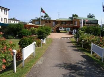 Lake Front Motel Entrance Luaran gambar